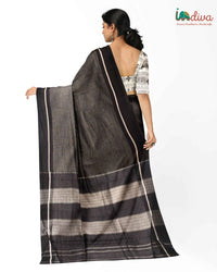 Handloom Black & White Patteda Anchu Saree