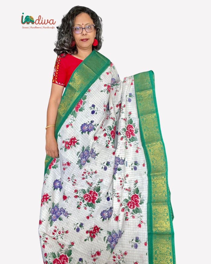 White & Green Handloom Floral Prints Sungudi Cotton Saree