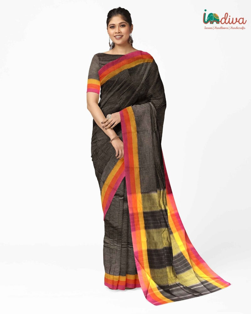 Indiva Handwoven Patteda Anchu Saree with 3 Colour Border