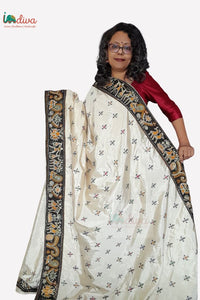 Beige Handloom Dupion Silk Applique & Kantha Saree