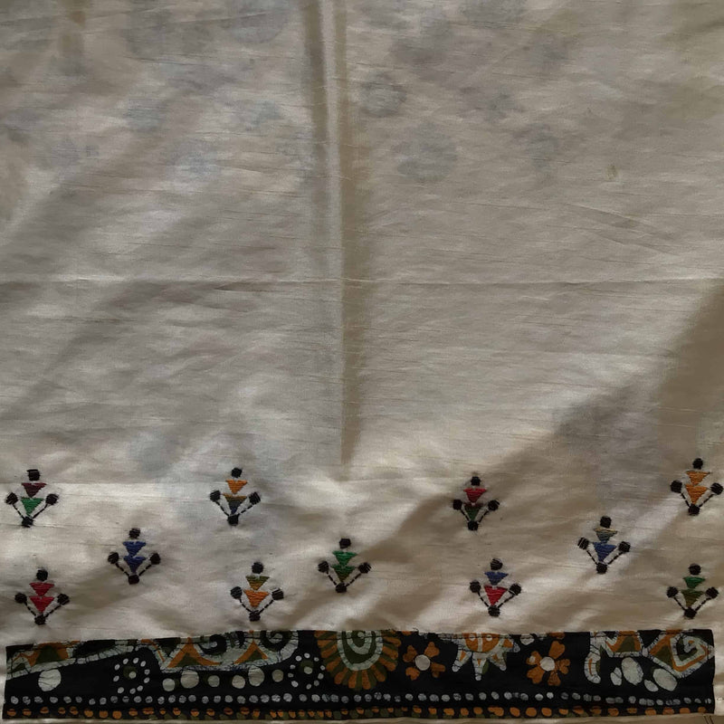 Indiva Assam Silk Kantha Embroidered Applique Cream Saree-1b